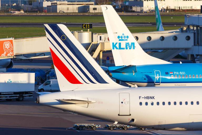 Air France-KLM augmente le prix des billets entre 40 et 100 euros, Brussels Airlines pourrait suivre...